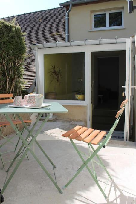 Maison Renovee Atoue Loc Villa Fresnay-sur-Sarthe Exterior foto